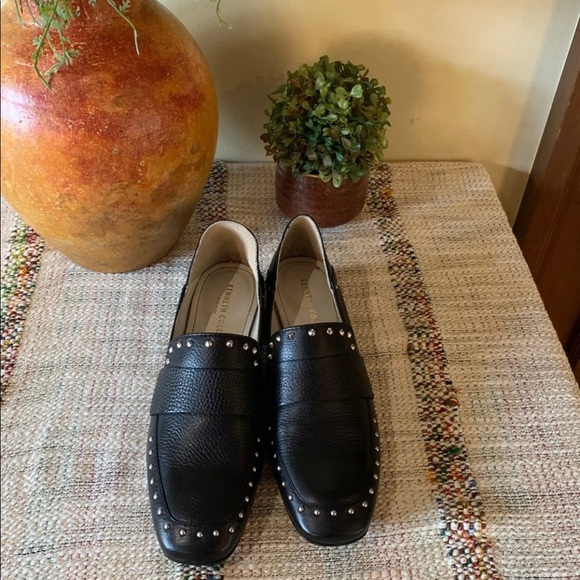 Black Leather Kenneth Cole Loafers - Picture 2 of 4